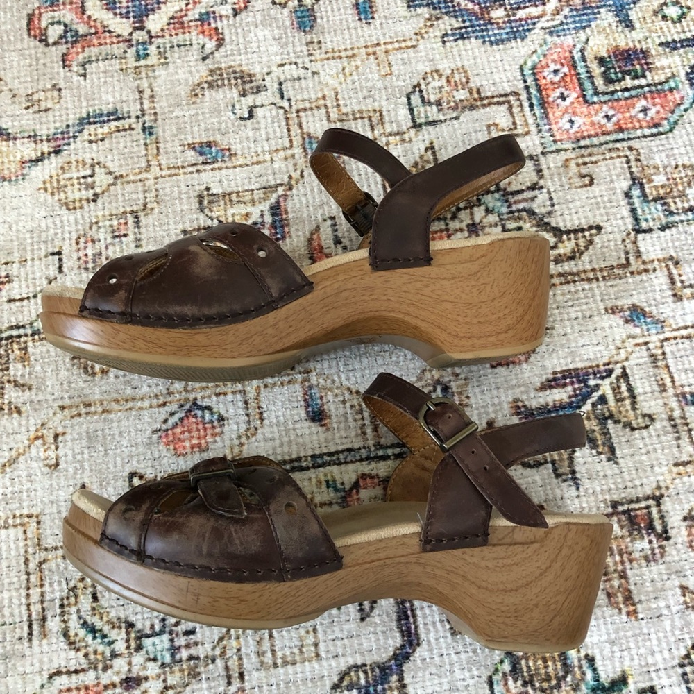 DANSKO sissy clog wedge sandal leather straps 38